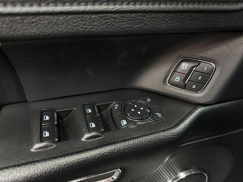 Used 2020 Ford Expedition XLT w/ Equipment Group 202A image 19