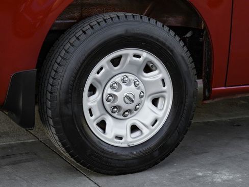 Used 2021 Nissan NV 3500 SV w/ Back Door Glass Package image 44