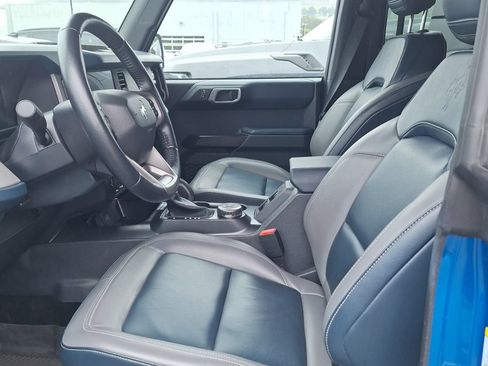 Used 2024 Ford Bronco Outer Banks AWD/4WD image 11