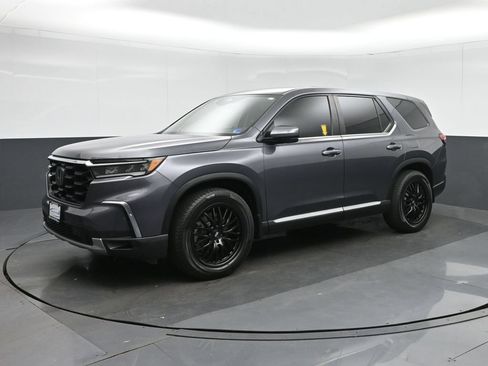 Used 2023 Honda Pilot EX-L image 3