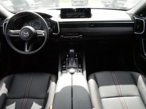Used 2025 MAZDA CX-50 AWD 2.5 Hybrid w/ Premium Pkg image 10