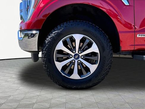 Used 2021 Ford F150 Lariat w/ Equipment Group 502A High AWD/4WD image 9