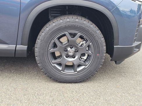 New 2026 Honda Pilot TrailSport image 9