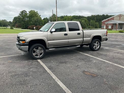 Used 2002 Chevrolet Silverado 2500 LT w/ Off-Road Skid Plate Pkg AWD/4WD image 15