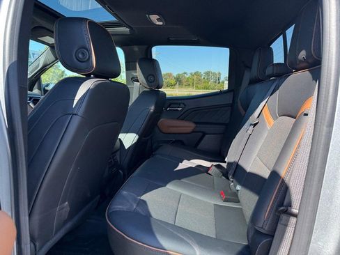 Certified 2024 GMC Canyon AT4 w/ Canyon Safety Plus Package image 10