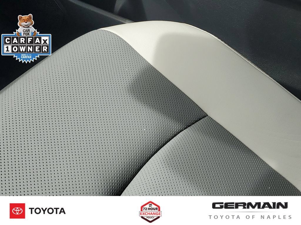 Used 2023 Toyota RAV4 Limited AWD/4WD image 28