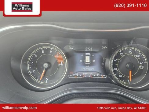 Used 2020 Jeep Cherokee Trailhawk w/ Cold Weather Group AWD/4WD image 22