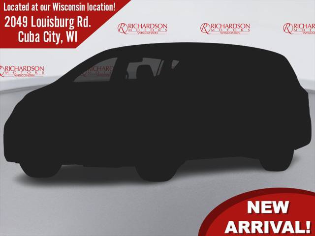 Certified 2024 Chrysler Pacifica Touring-L FWD image 1