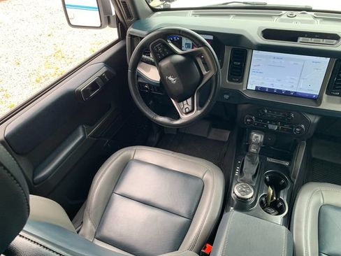Used 2024 Ford Bronco Outer Banks AWD/4WD image 21