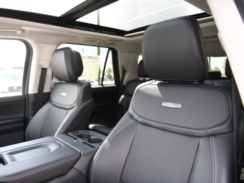 New 2027 Ford Expedition Platinum RWD image 20