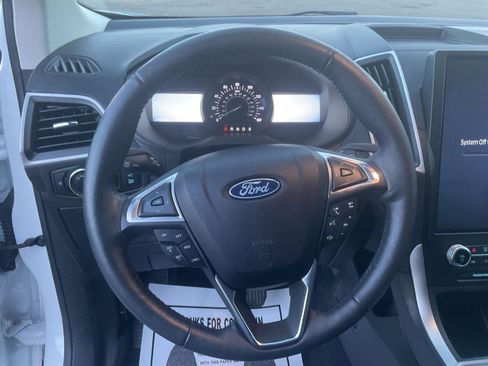Used 2024 Ford Edge SEL w/ Convenience Package image 13