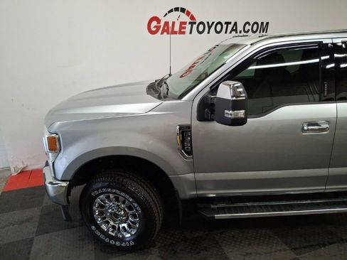 Used 2022 Ford F350 XLT w/ XLT Premium Package AWD/4WD image 7