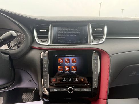 Used 2024 INFINITI QX50 Sport image 23