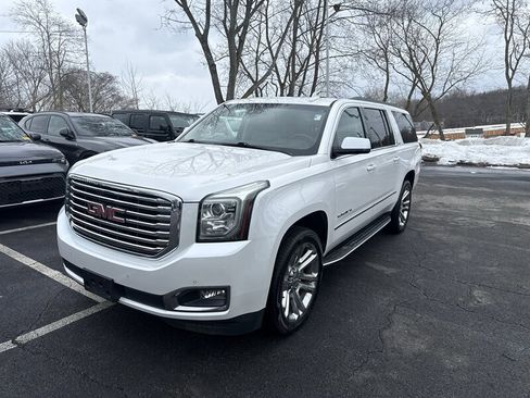 Used 2018 GMC Yukon XL SLT w/ Premium Edition image 1