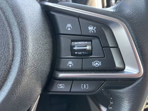 Used 2024 Subaru Forester Premium AWD/4WD image 17