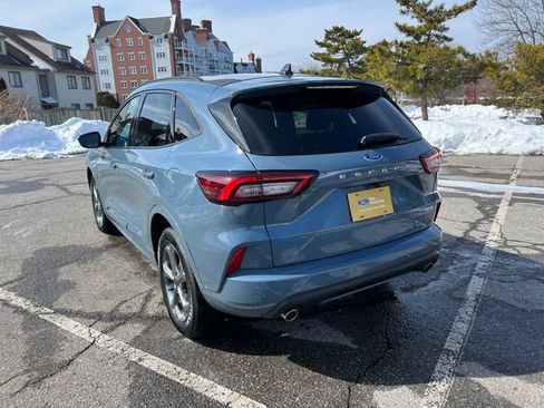 Certified 2023 Ford Escape ST-Line w/ Tech Pack #1 image 8