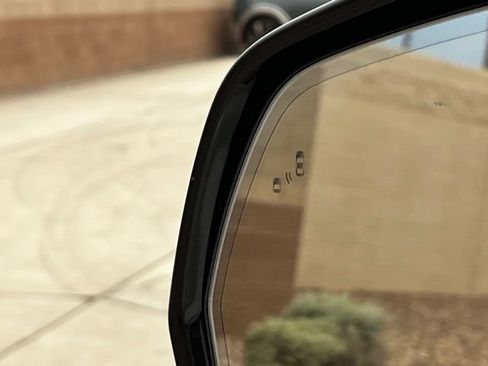 Used 2023 Lincoln Aviator Reserve w/ Equipment Group 201A image 6