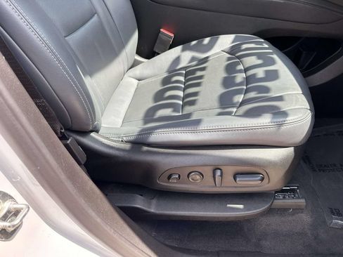 Used 2024 Buick Enclave Premium FWD image 11
