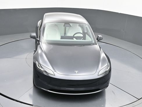 Used 2025 Tesla Model 3 Long Range image 30