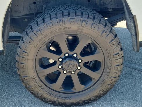 Used 2024 RAM 3500 Laramie w/ Night Edition image 11