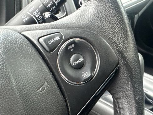 Used 2022 Honda HR-V Sport image 10