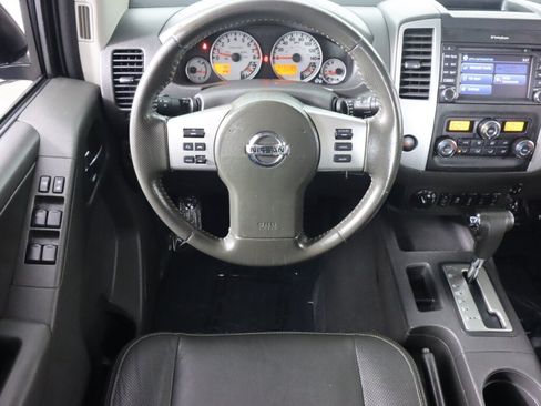 Used 2019 Nissan Frontier PRO-4X AWD/4WD image 28