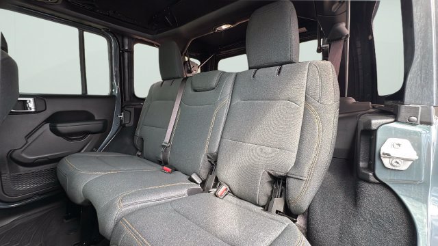 Used 2024 Jeep Wrangler Unlimited Sport AWD/4WD image 23