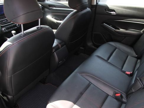 Certified 2023 Nissan Altima 2.5 SR w/ SR Premium Package FWD image 26