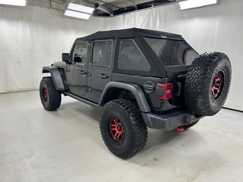 Used 2022 Jeep Wrangler Unlimited Rubicon w/ LED Lighting Group AWD/4WD image 8