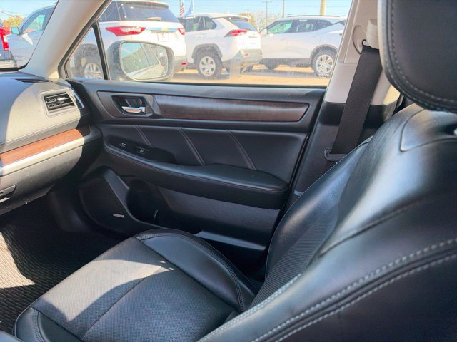 Used 2018 Subaru Outback 2.5i Limited AWD/4WD image 18