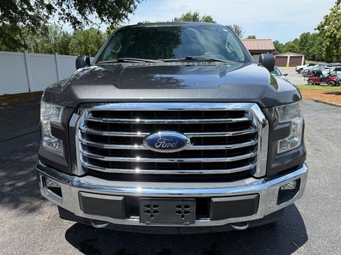 Used 2017 Ford F150 XLT w/ Equipment Group 302A Luxury AWD/4WD image 8