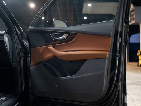 Used 2019 Audi Q7 3.0T Premium w/ Convenience Package image 39