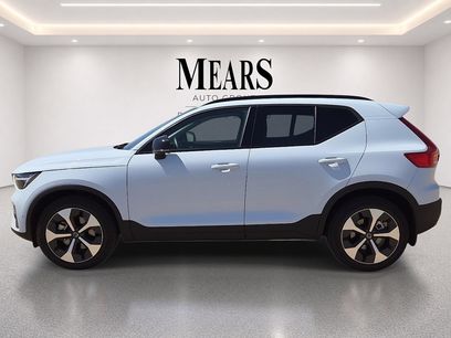 Used 2026 Volvo XC40 B5 Plus