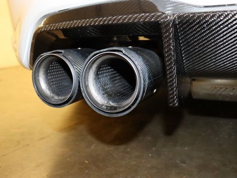 Used 2017 BMW M2 RWD image 13