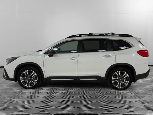 Used 2024 Subaru Ascent Touring AWD/4WD image 2