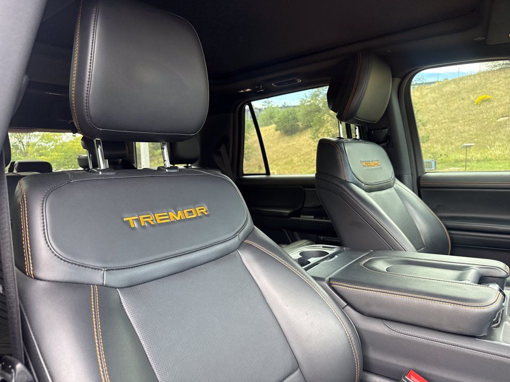 Used 2026 Ford Expedition Tremor AWD/4WD image 34