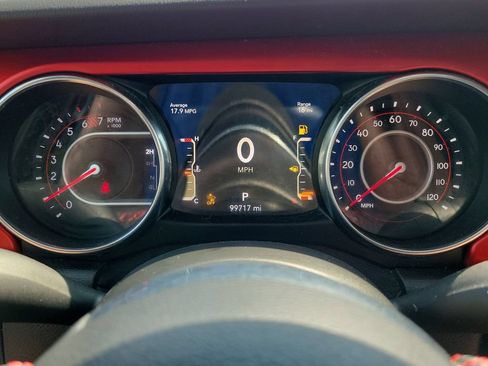 Used 2019 Jeep Wrangler Unlimited Rubicon AWD/4WD image 12
