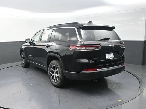 Used 2025 Jeep Grand Cherokee L Limited AWD/4WD image 7