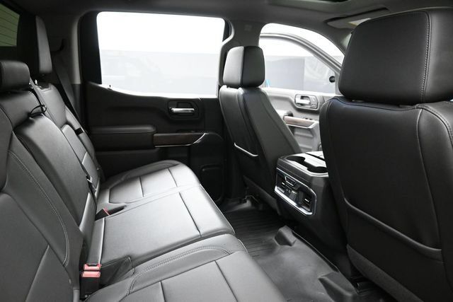 Used 2019 GMC Sierra 1500 SLT w/ SLT Premium Plus Package AWD/4WD image 30