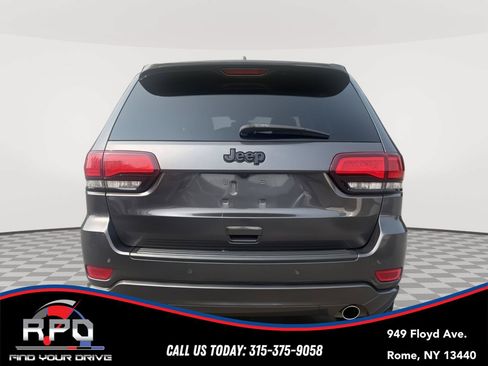 Used 2020 Jeep Grand Cherokee Altitude AWD/4WD image 4