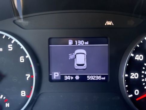 Used 2022 Kia Seltos EX image 12