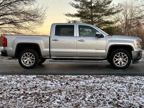 Used 2014 GMC Sierra 1500 SLT w/ SLT Crew Cab Value Package image 4