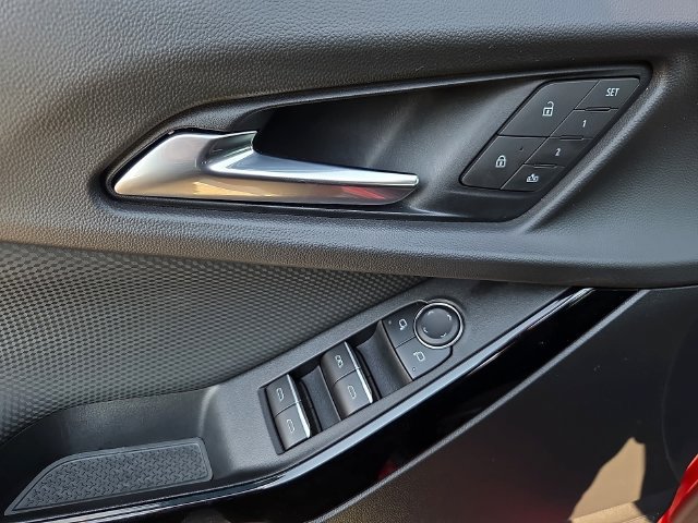 Used 2026 Chevrolet Equinox RS w/ Convenience Package III FWD image 14