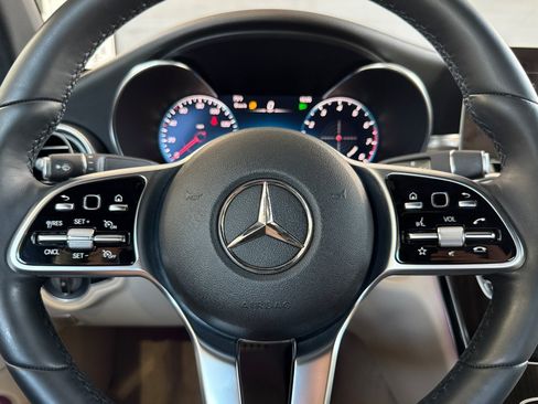 Used 2020 Mercedes-Benz C 300 Cabriolet image 29