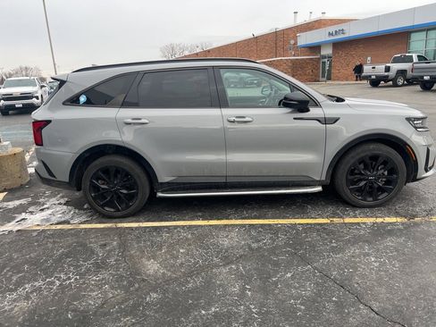 Used 2023 Kia Sorento SX image 5