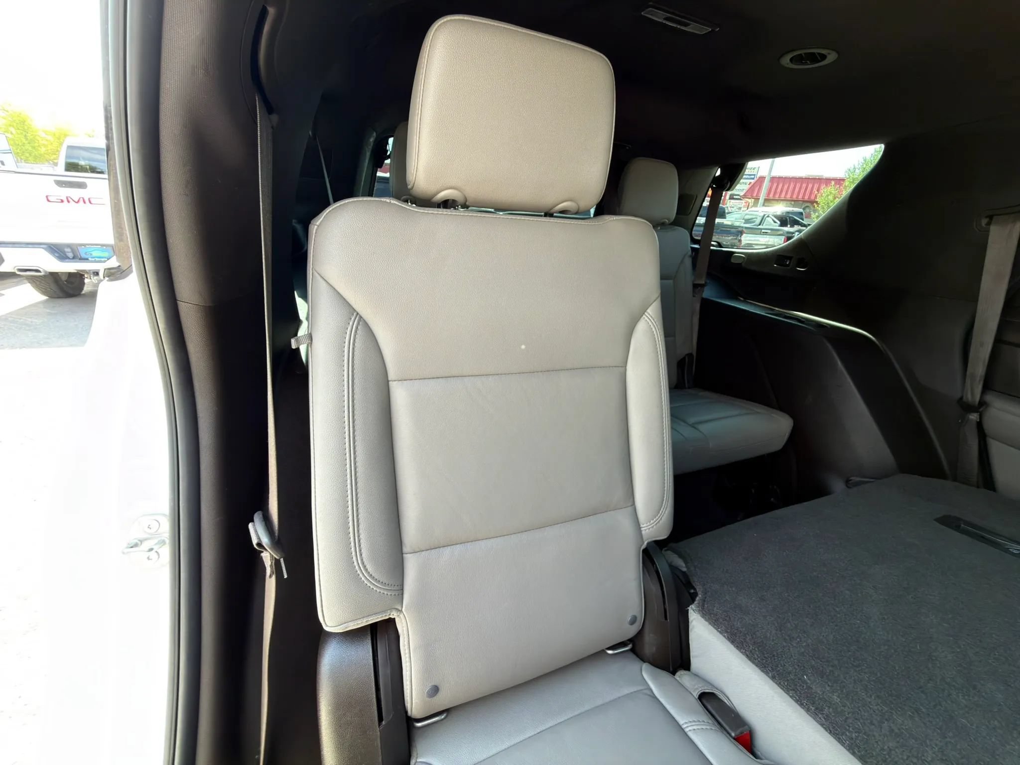 Used 2021 Chevrolet Tahoe LT AWD/4WD image 17