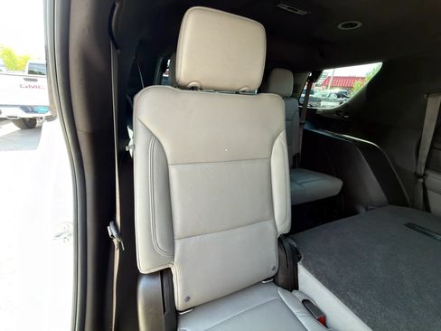Used 2021 Chevrolet Tahoe LT AWD/4WD image 17