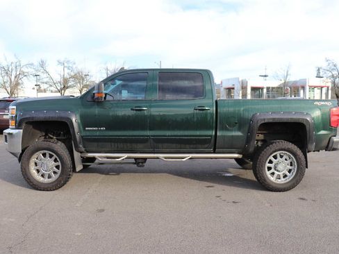 Used 2015 Chevrolet Silverado 2500 LT w/ LT Convenience Package image 8