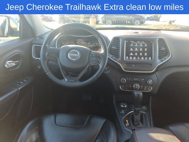 Used 2019 Jeep Cherokee Trailhawk w/ Comfort/Convenience Group AWD/4WD image 10