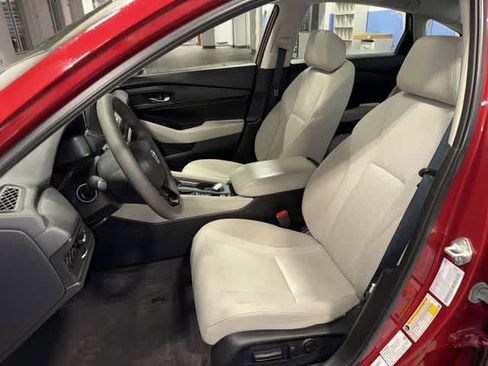 Used 2023 Honda Accord EX image 15